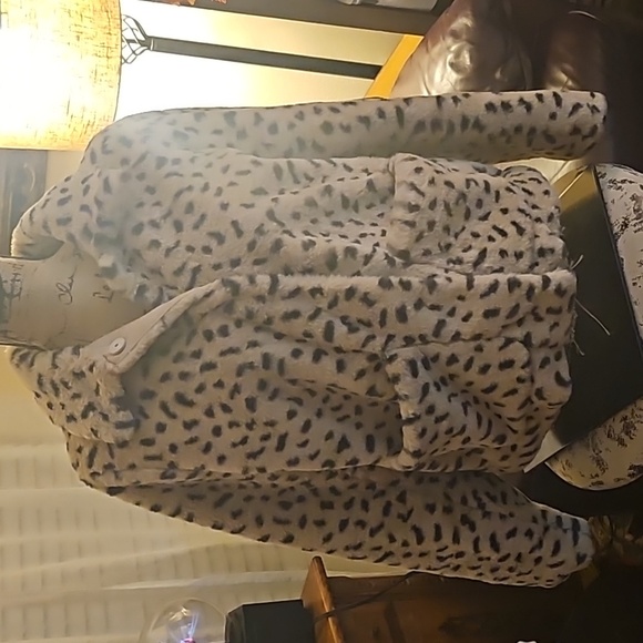 DIVIDED LEOPARD PRINT 🐆 - Picture 5 of 8